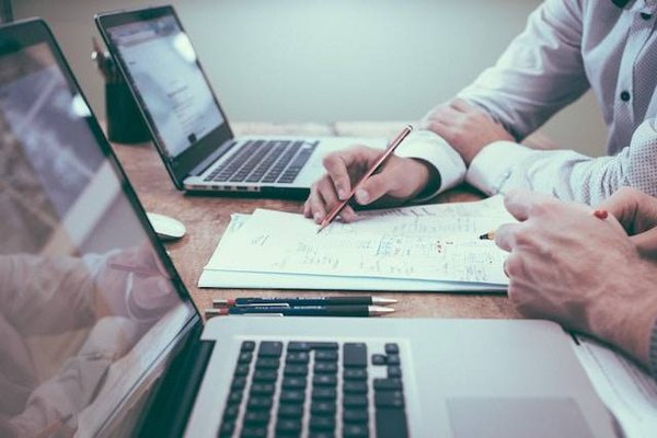 Comment transférer des fichiers entre un Mac et un PC ?